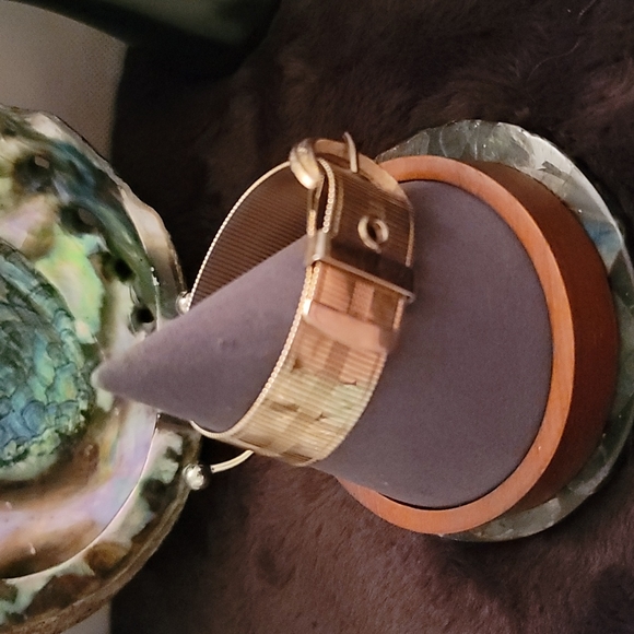 Goldtone Buckle Bracelet - Picture 2 of 7